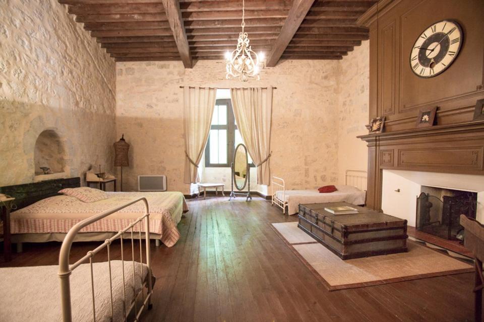 Château de Plèneselve Bon-Encontre Exterior foto